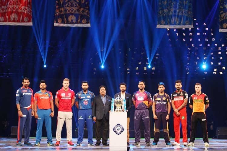 आईपीएल उद्घाटन, मुम्बई इन्डियन्स र चेन्नई सुपर किंग्स भिड्दै